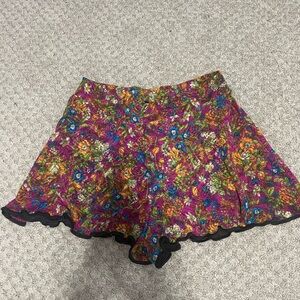 Zara shorts and never worn. Size small and in amazing condition!